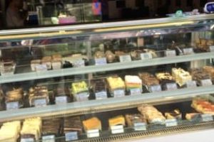 10 Kedai Cake di Bayan Lepas, Malaysia Terbaik untuk Rasa yang Menggoda