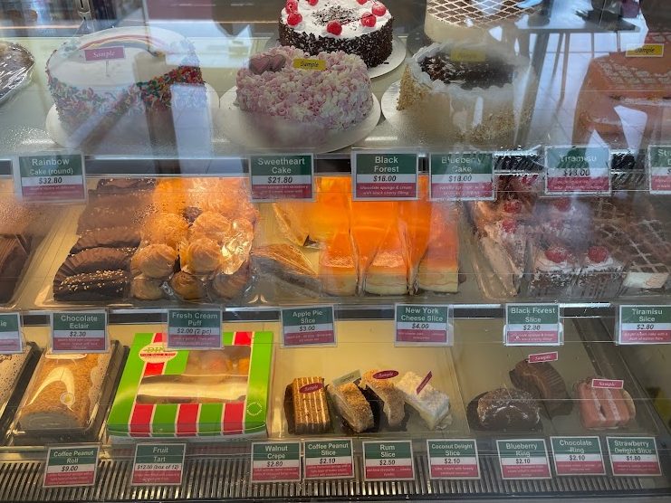 dini cake house dessert cafe