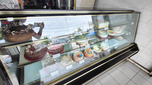 Golden Bake Cake House