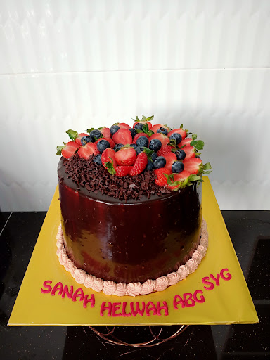 Kedai Kek Gunong ( Mem'baking)