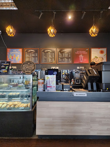 Richiamo Coffee @ Petron Lipis