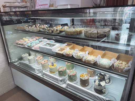 Rara Kitchy (Creative Cake Studio)