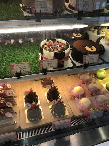 Little Oven Bakery • Kota Kemuning