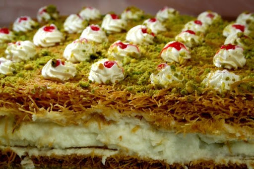 Damas Sweets Serdang