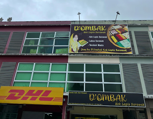 D'ombak kek lapis Sarawak