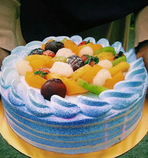 Locs & Thyme Florist Cafe