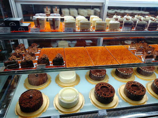 KoKoRo Cakery