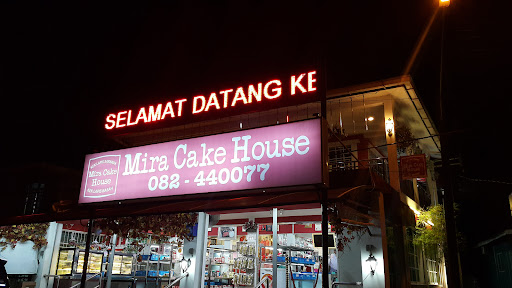 Mira Cake House