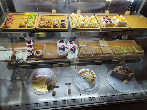 Baking Island Cakes & Pastries Baking Island Cakes & Pastries