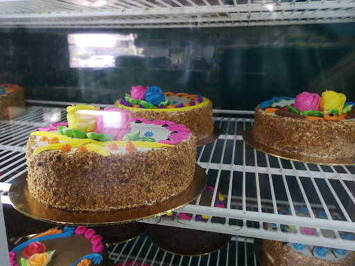 Poly Bakery