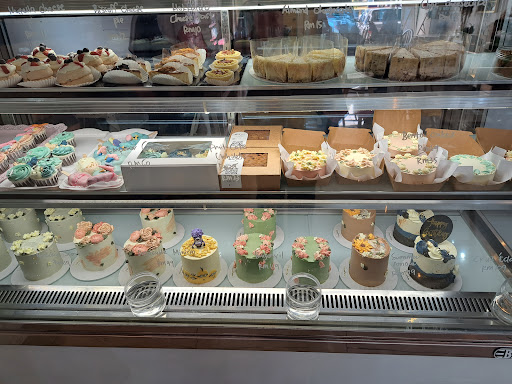 Rara Kitchy (Creative Cake Studio)