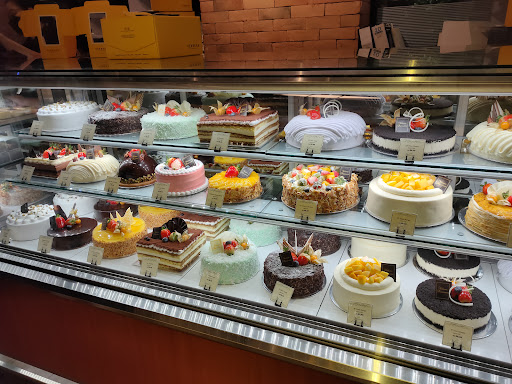 Verbena Cake Shop