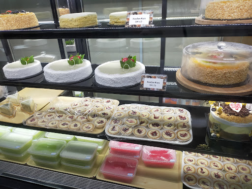 May Flower Cake House