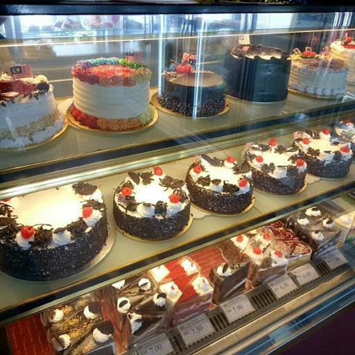 D'Honey Bakery Parit Raja, Batu Pahat - Birthday Cake, Donut, Dessert, Bread & Pastry D'Honey Bakery Parit Raja, Batu Pahat - Birthday Cake, Donut, Dessert, Bread & Pastry