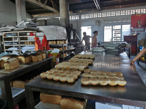 Soon Huat Bakery 新村面包厂