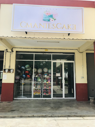 Studio Cmaniescake Studio Cmaniescake