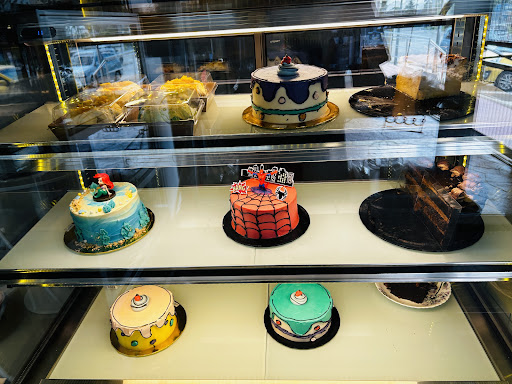 Sweet Jasmine Bakery ( kedai kek merlimau,custom cake,roti,pizza,dessert,bouquet,rendang maman)