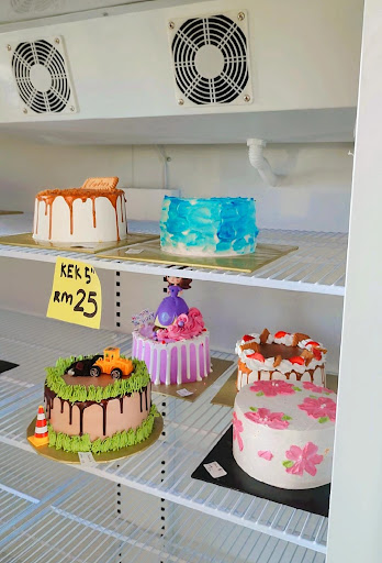 KEDAI KEK KUALA PERLIS Sweet Delight by Tikaarodzi (Cake, Bouquet & Suprise Delivery) KEDAI KEK KUALA PERLIS Sweet Delight by Tikaarodzi (Cake, Bouquet & Suprise Delivery)