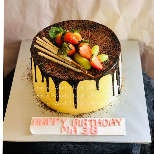 LyienaCake