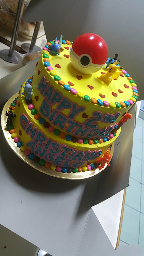 AZKA CAKE HOUSE