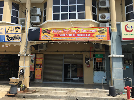 Niesa Kek Lapis Sarawak