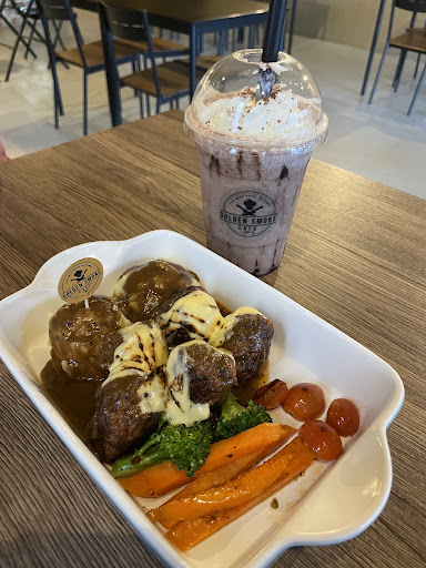 Golden Smoke Cafe