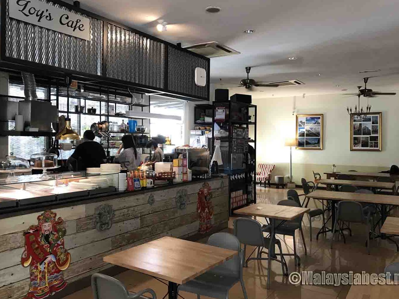 loys cafe