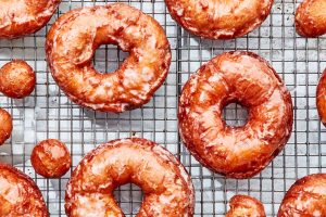 Luth Donuts