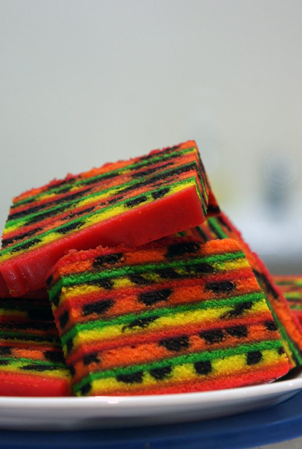 ziyan kek lapis sarawak