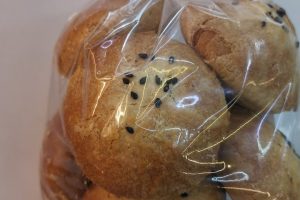 Heekee Pastry & Bakery House囍記餅坊，甜蜜蜜，鸡丝角，豆沙饼，马蹄酥