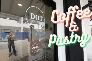 Dot Tiny Cafe