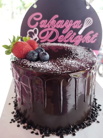 cahaya delight cake dessert