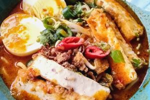 Kek Emas Second Floor Cafe (Pumpkin House)