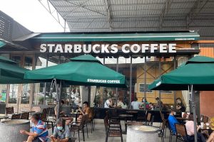 Starbucks Tin Village, Kampar
