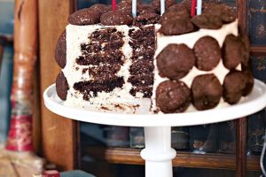 Donna homemade cakes and cookies